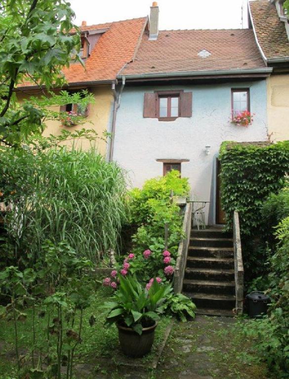 Gite Au Coeur D'Eguisheim Exterior foto